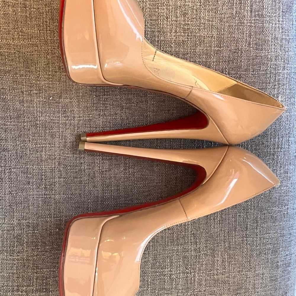 Elegant Nude Platform Heels